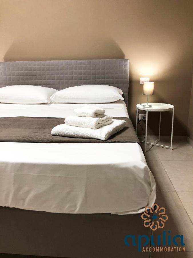 Dante 11 Guesthouse By Apulia Accommodation Барі Екстер'єр фото