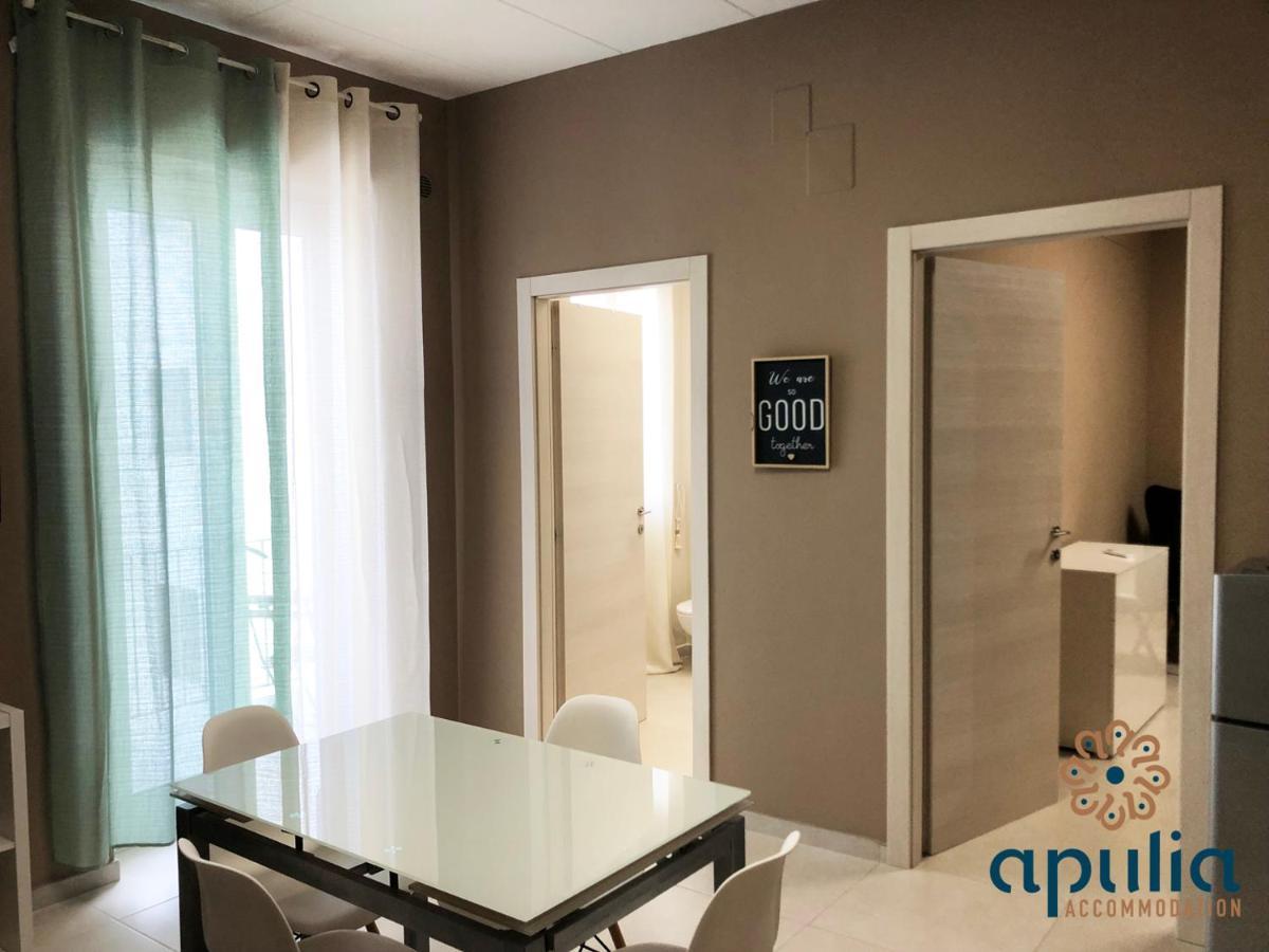 Dante 11 Guesthouse By Apulia Accommodation Барі Екстер'єр фото